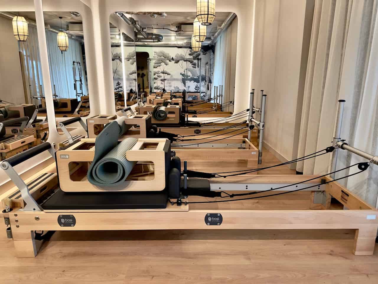 Reformer with a mat